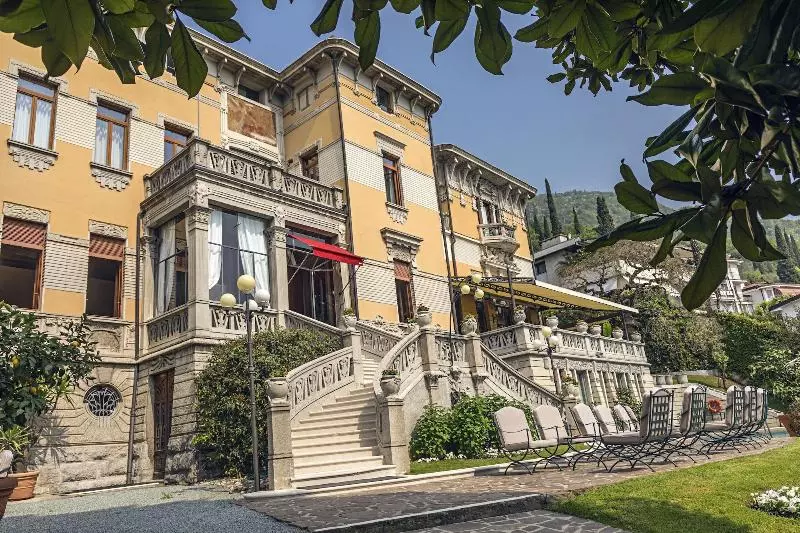 בית מלון כפרי Laurin