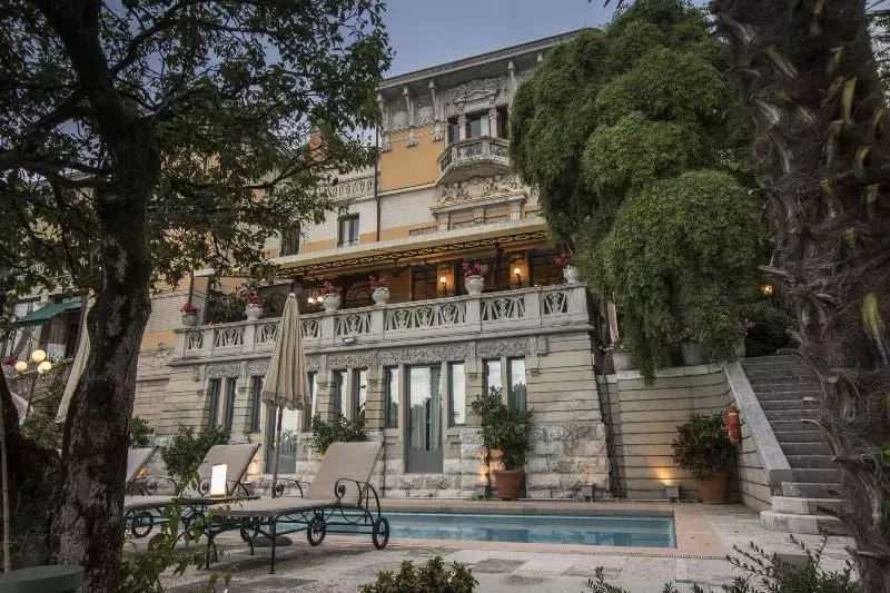 בית מלון כפרי Laurin