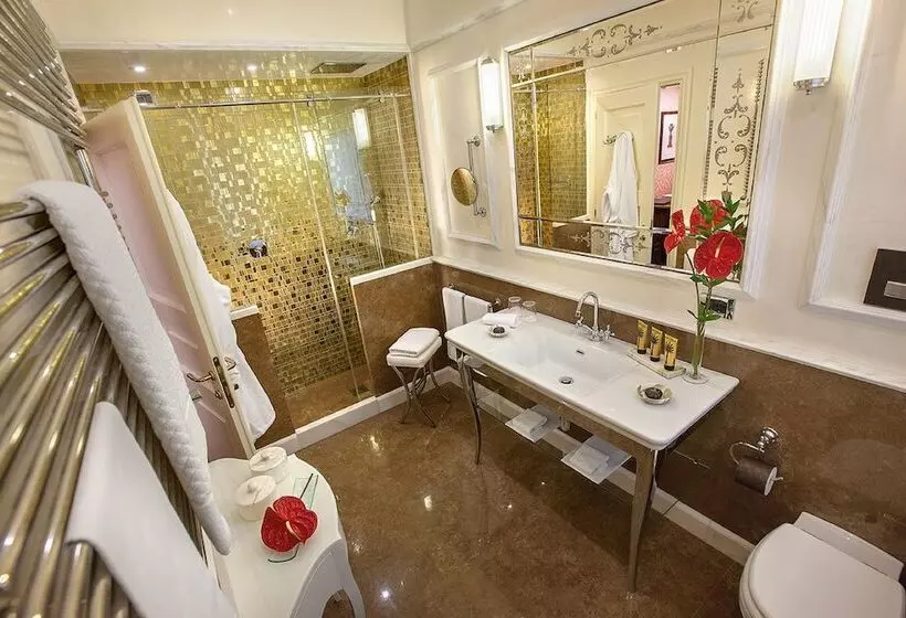 هتل Londra Palace Venezia