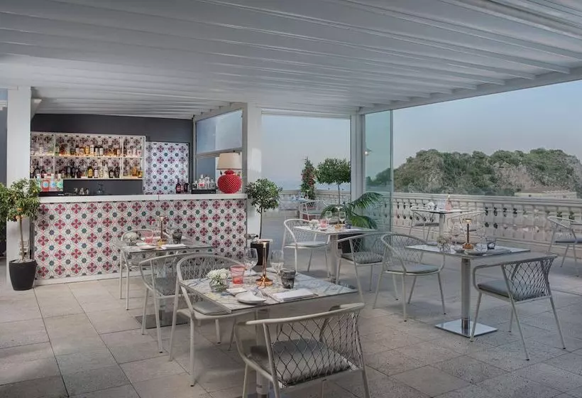 فندق NH Collection Taormina