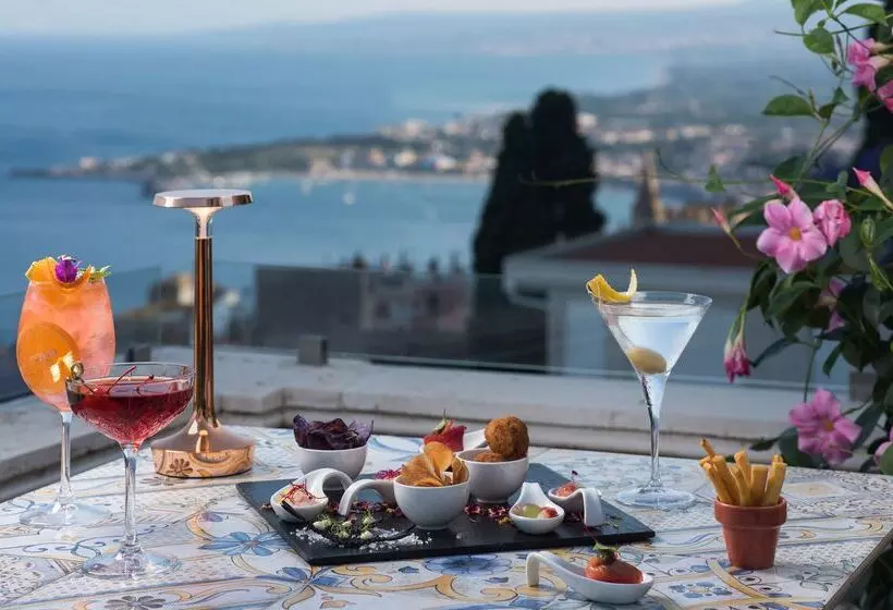 فندق NH Collection Taormina