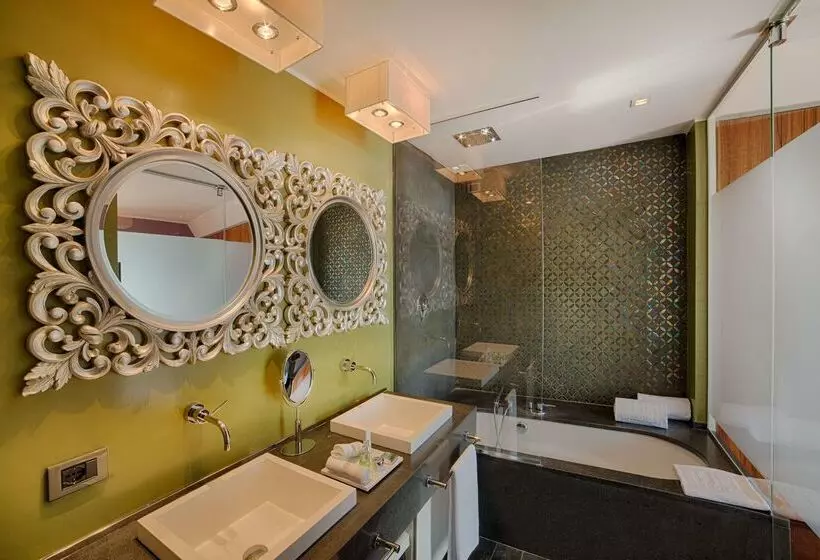 فندق NH Collection Taormina