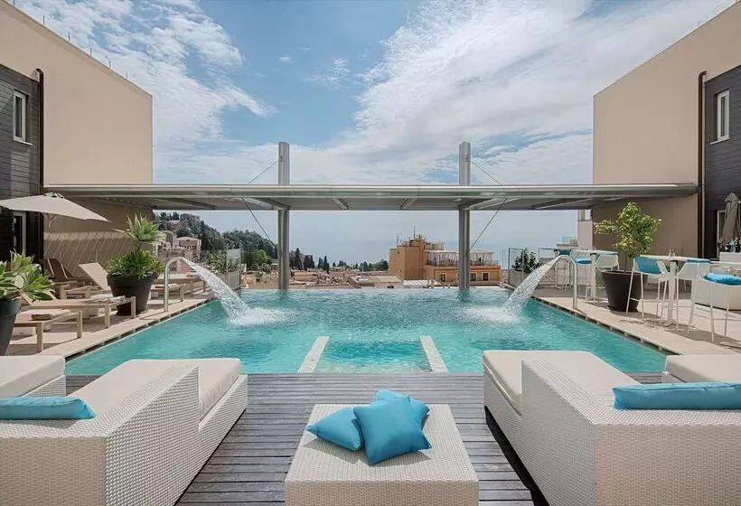فندق NH Collection Taormina
