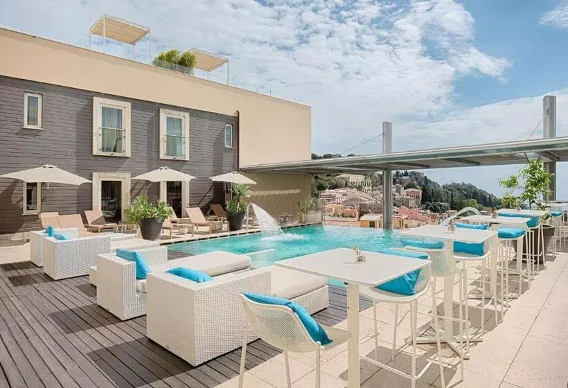 فندق NH Collection Taormina