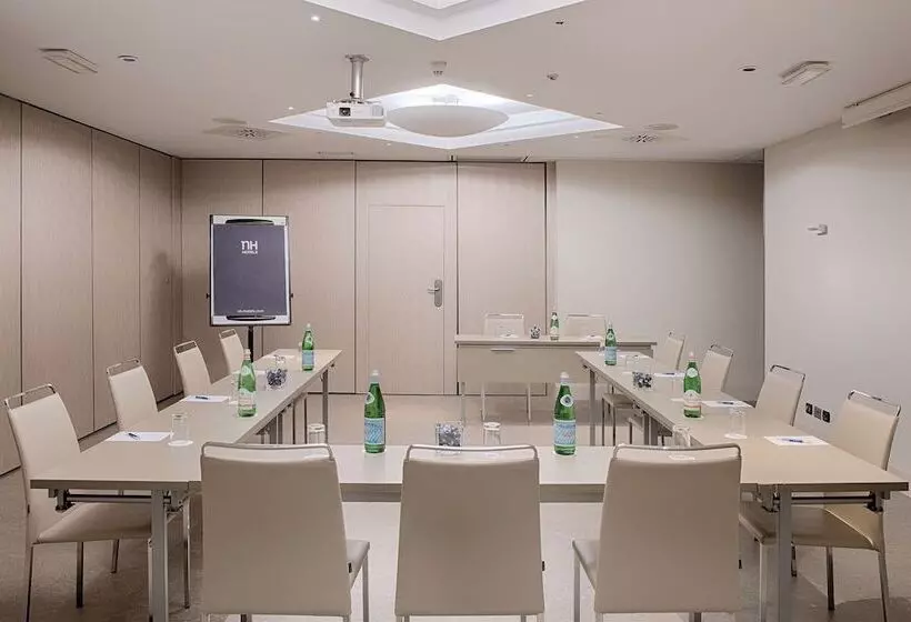 فندق NH Torino Centro