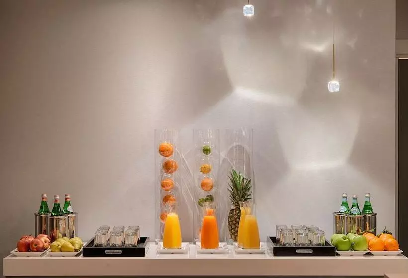 فندق NH Torino Centro