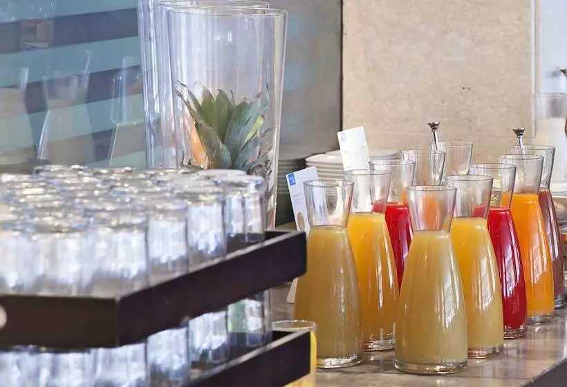 فندق NH Torino Centro