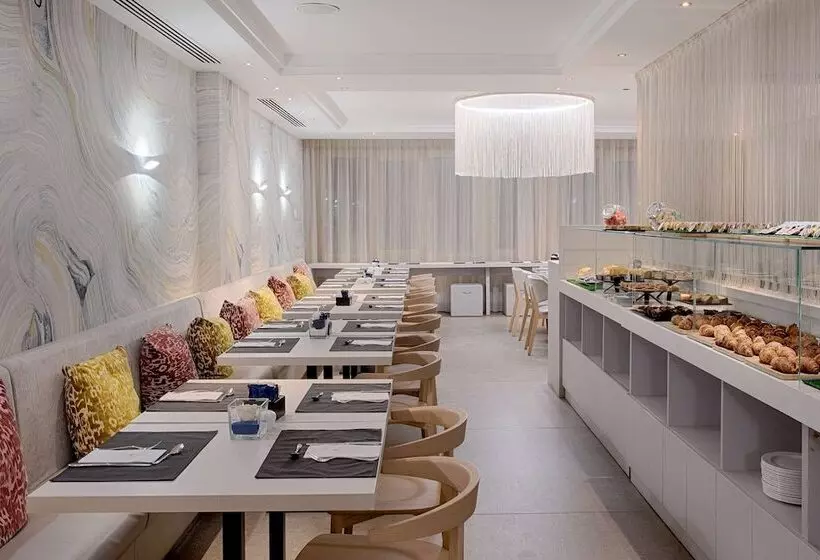 فندق NH Torino Centro