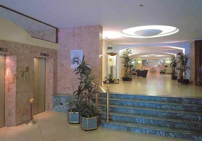 فندق NH Torino Centro