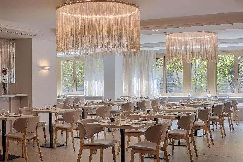 فندق NH Torino Centro