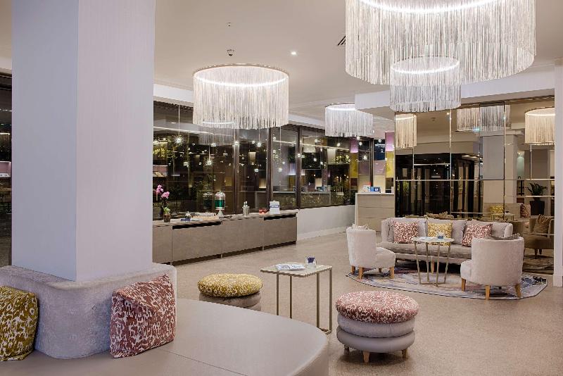 هتل NH Torino Centro