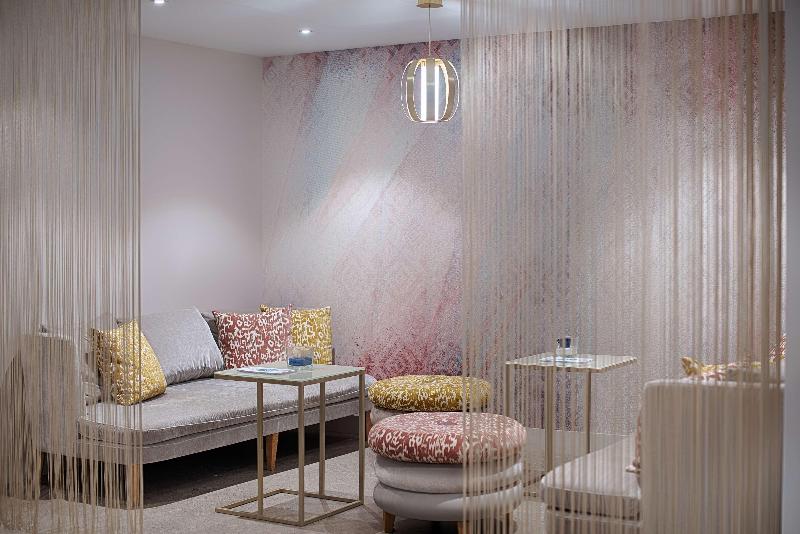 هتل NH Torino Centro