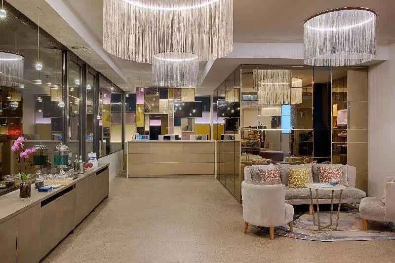 فندق NH Torino Centro