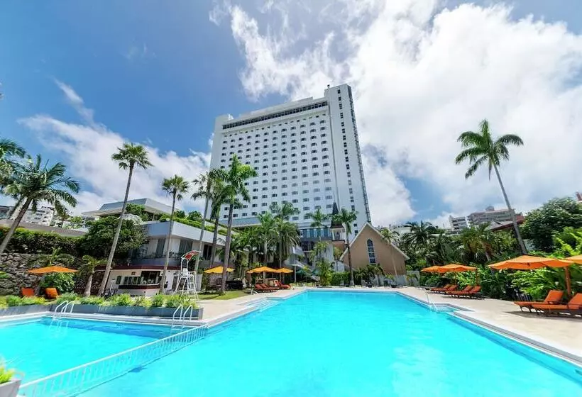 Doubletree By Hilton Hotel Naha Shuri Castle