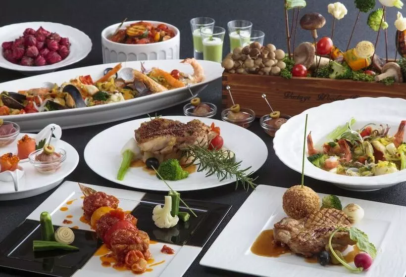 Doubletree By Hilton Hotel Naha Shuri Castle