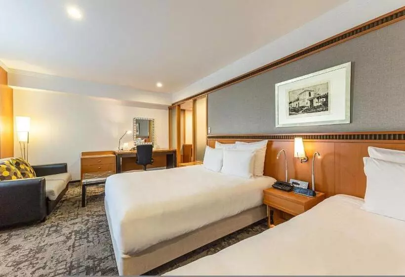 هتل Ana Crowne Plaza Fukuoka, An Ihg