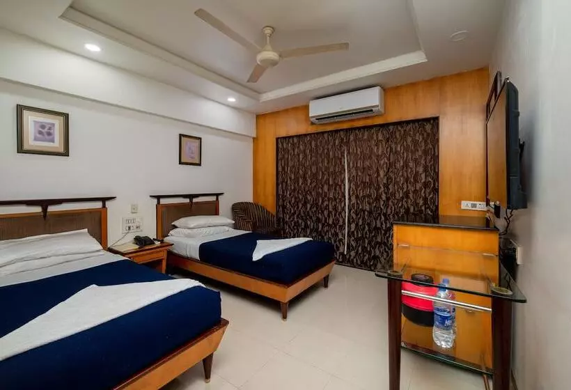 هتل Balwas International