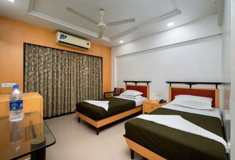 هتل Balwas International