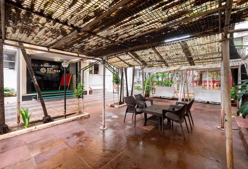 هتل Balwas International