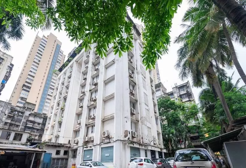 هتل Balwas International