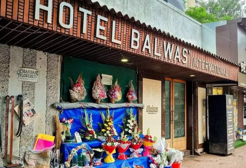هتل Balwas International