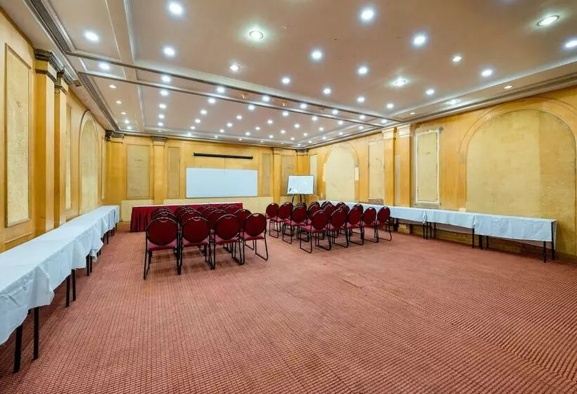 هتل Balwas International