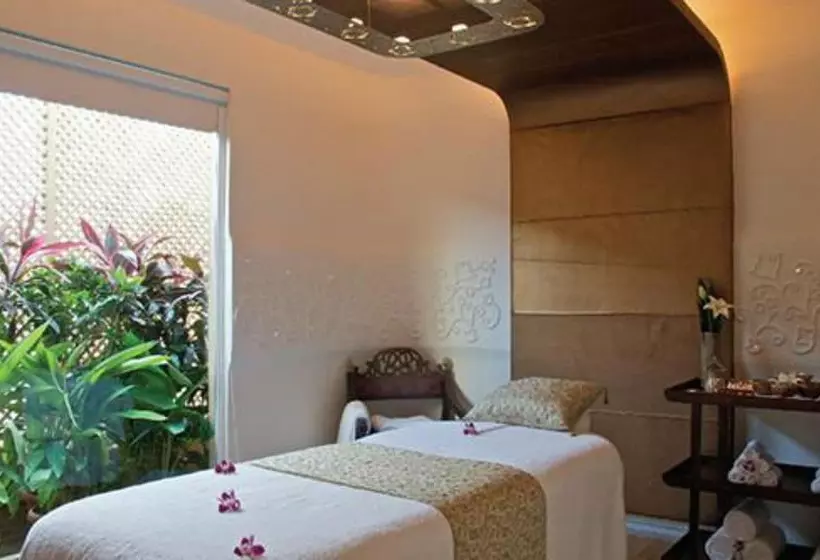 Hotel Blue Diamond Pune Ihcl Seleqtions