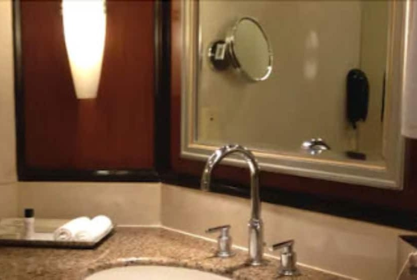 هتل Blue Diamond Pune Ihcl Seleqtions