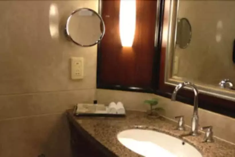 Hotel Blue Diamond Pune Ihcl Seleqtions