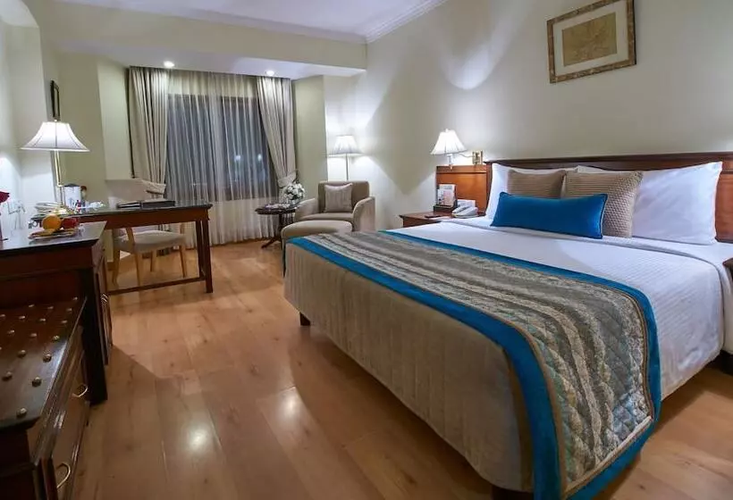 فندق Jaypee Vasant Continental