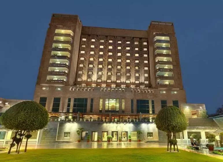 فندق Jaypee Vasant Continental