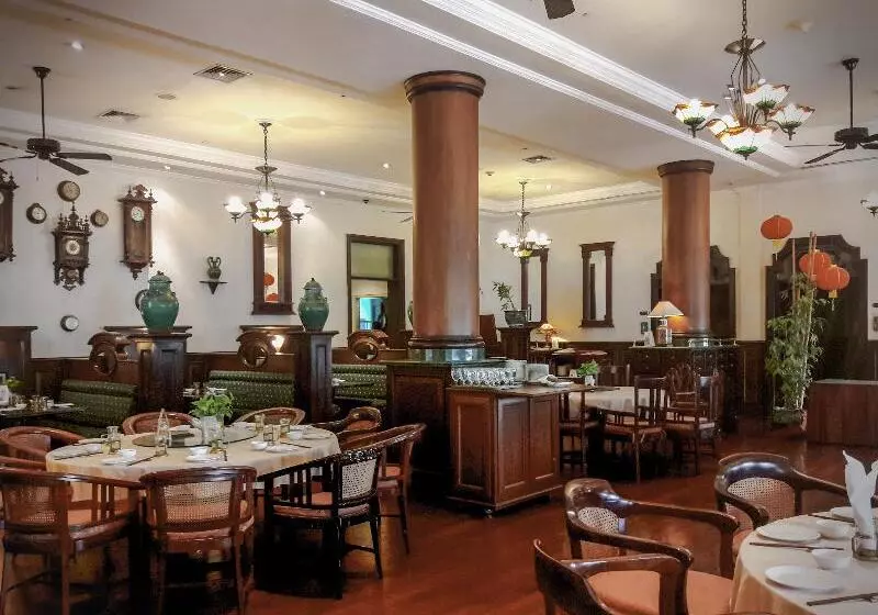 Hotel Majapahit Surabaya Mgallery