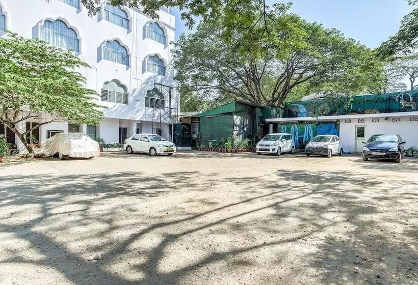 Hotel Maya S Kings Kourt