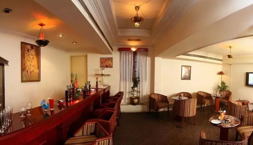 Hotel Maya S Kings Kourt