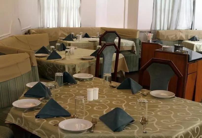 Hotel Maya S Kings Kourt