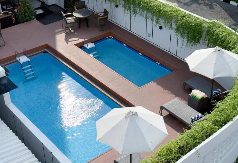 Metro Park View Hotel Kota Lama Semarang