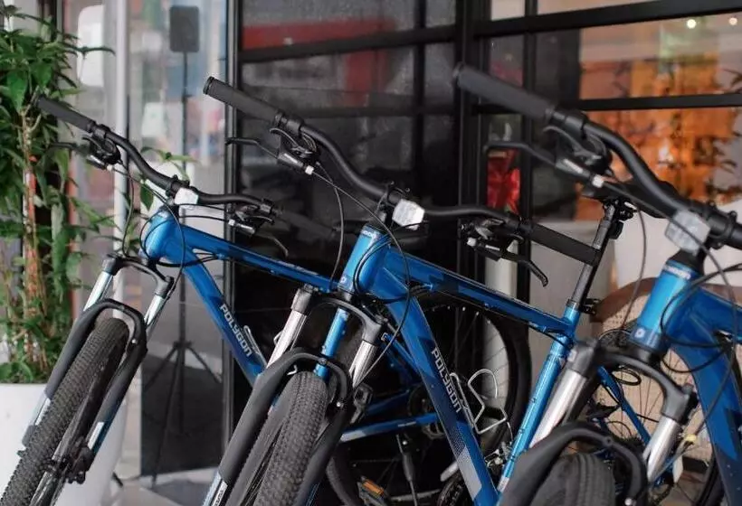 Metro Park View Hotel Kota Lama Semarang