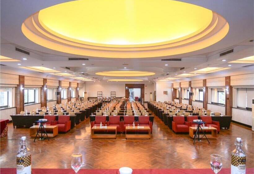 Metro Park View Hotel Kota Lama Semarang