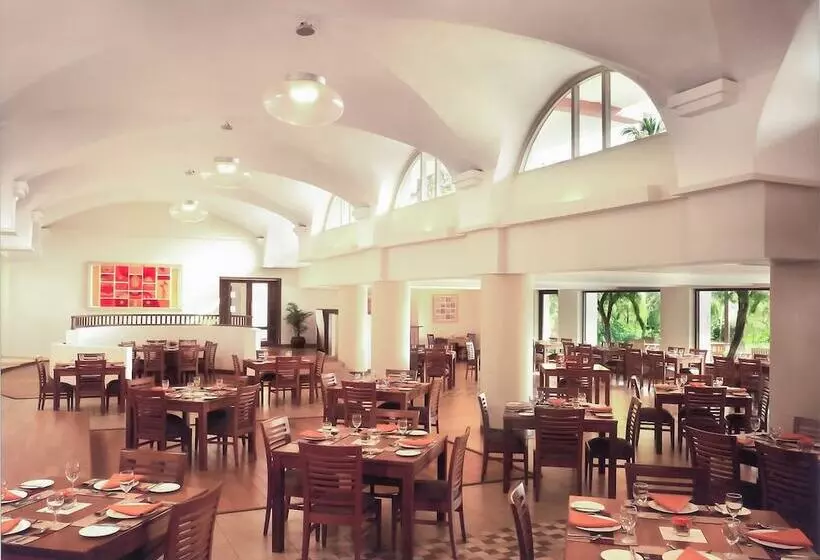 בית מלון כפרי Taj Cidade De Goa Heritage, Goa