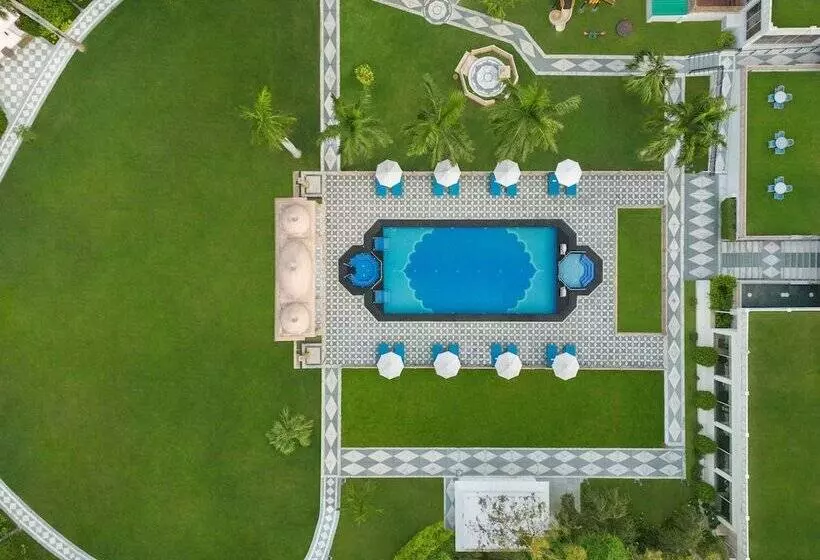 Отель Tajview Agra Ihcl Seleqtions