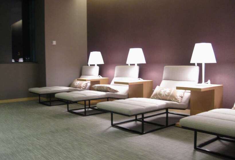 The Capitol Hotel Tokyu