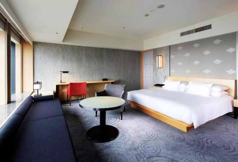 The Capitol Hotel Tokyu