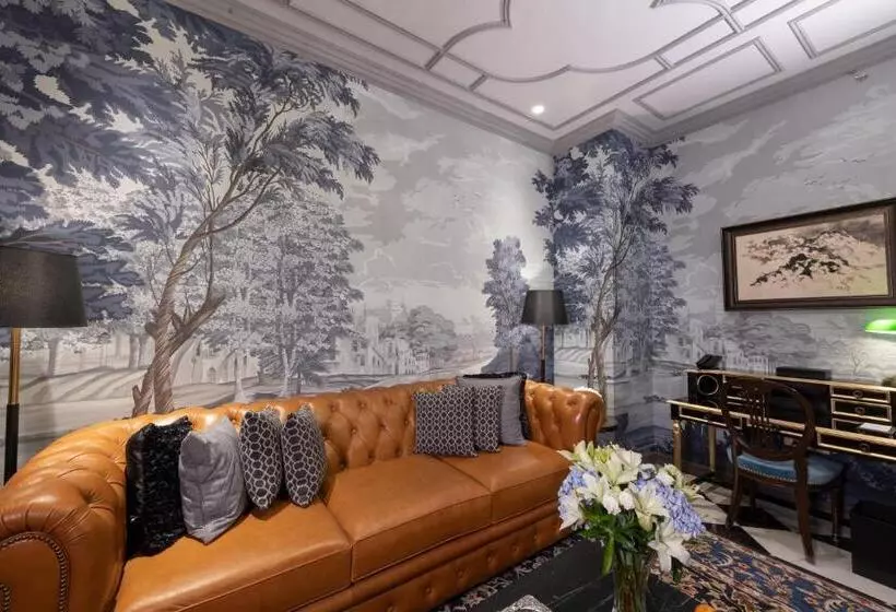 Hotel The Claridges New Delhi