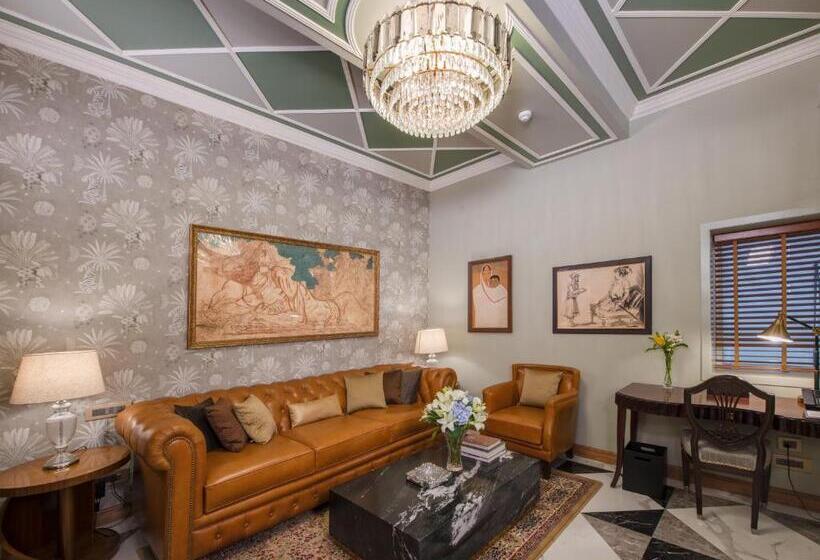 هتل The Claridges New Delhi