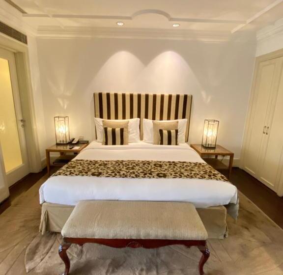 هتل The Claridges New Delhi