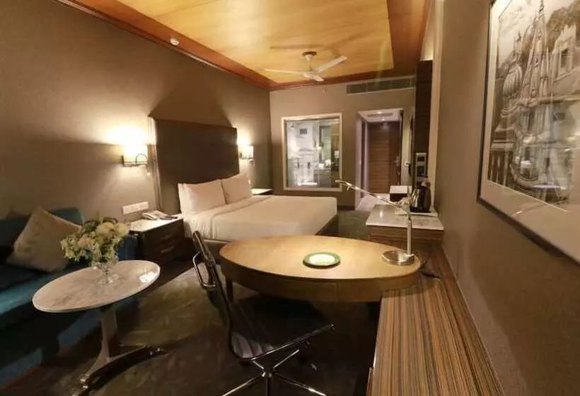 酒店 The Piccadily Chandigarh