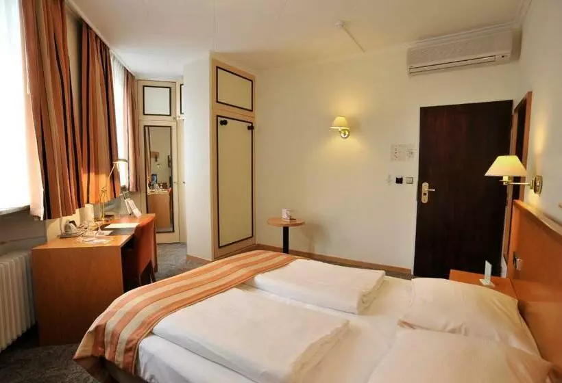 هتل Central Molitor