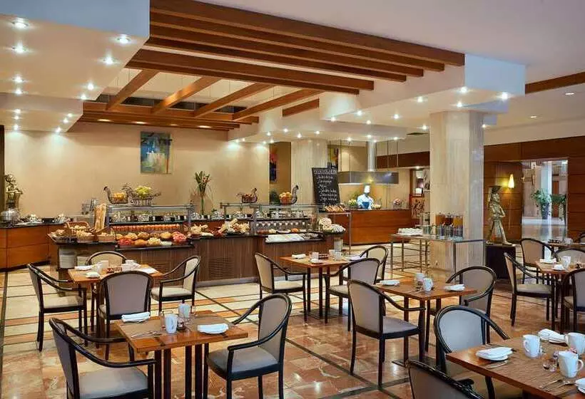 هتل Hilton Yaounde