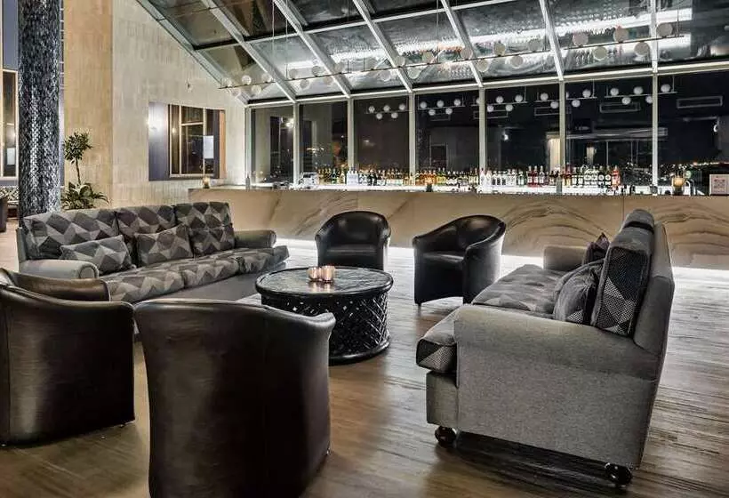 هتل Hilton Yaounde