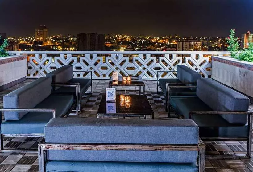 هتل Hilton Yaounde